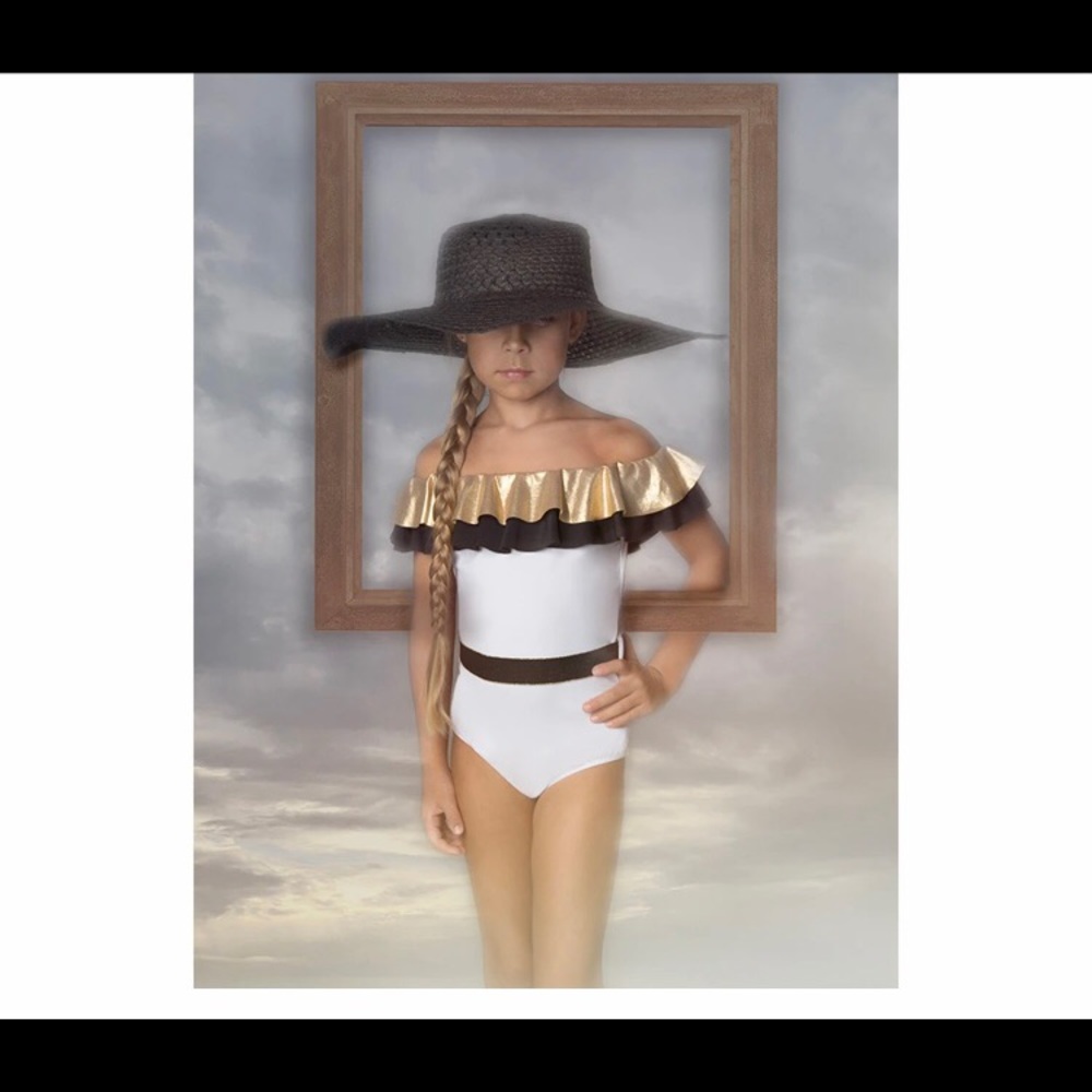 Nessi Byrd kids sz 6 one piece
